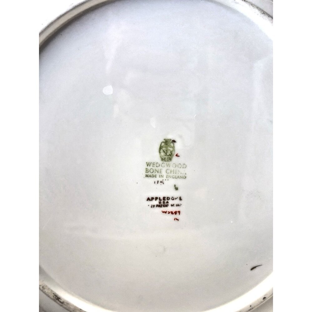 Wedgwood Appledore W3257 Round Chop Plate 13 1/4" Serving England UK Tabletop - Picture 3 of 3